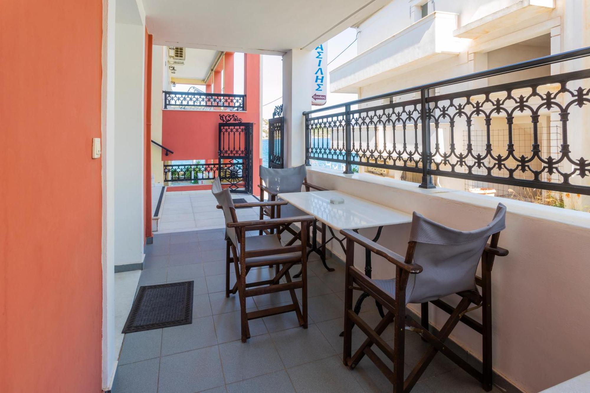 Vasilis Apartments Ermioni Exterior foto